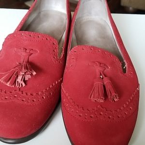 Aerosols soft red slip ons